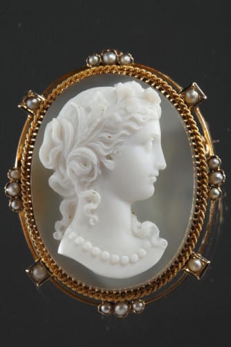 Broche or, perles et camée sur agate - Napoléon III