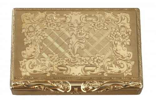 Poudrier en or - Van Cleef & Arpels