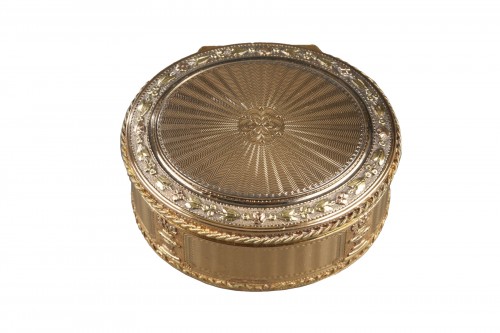Tabatière Louis XVI en or