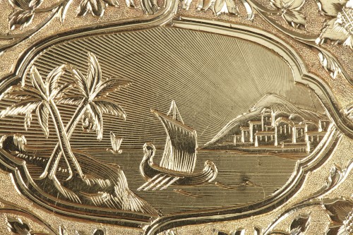 XIXe siècle - Boite en or et émail pour le marché oriental circa 1820-1830