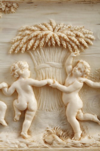 Directoire - Early 19th Century continental ivory plaque