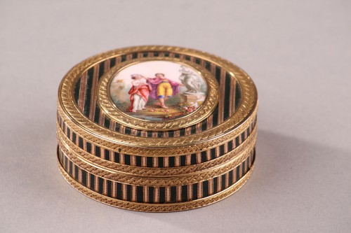 Gold, Enamel, Tortoiseshell and Lacquer Box, Louis XV Period - Objects of Vertu Style Louis XV