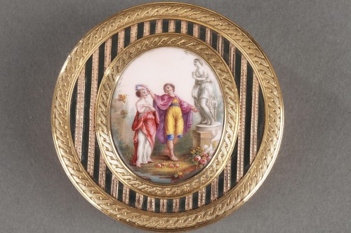 Antiquités - Gold, Enamel, Tortoiseshell and Lacquer Box, Louis XV Period