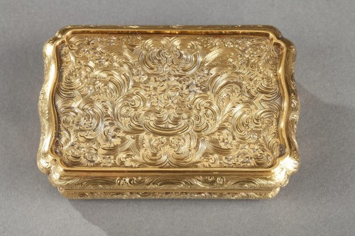 XIXe siècle - Grande boite en or ciselée, Jacques Charles Colin, milieu du XIXème siècle.