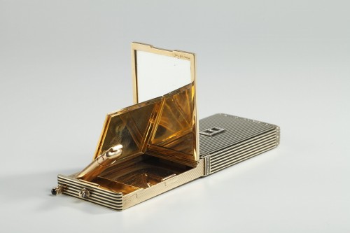 Gold and Enamel Minaudière Art Deco 1920-1930. - 