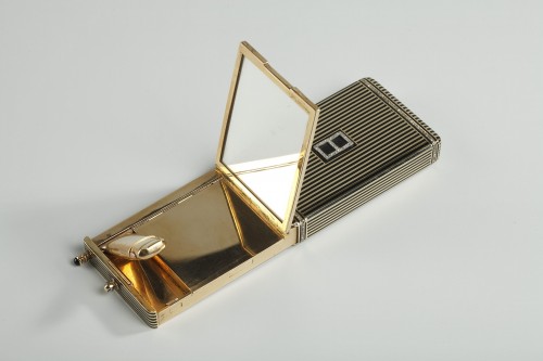 Art Déco - Gold and Enamel Minaudière Art Deco 1920-1930.