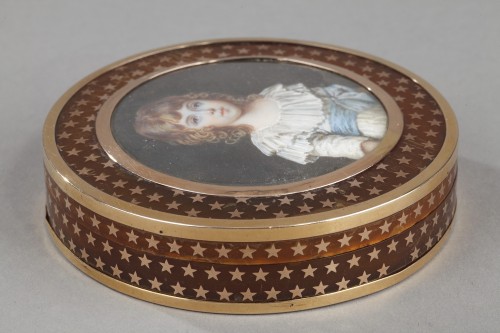 French gold-mounted tortoiseshell with miniature 18th century - 