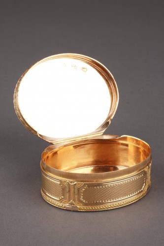 Antiquités - Gold snuffbox