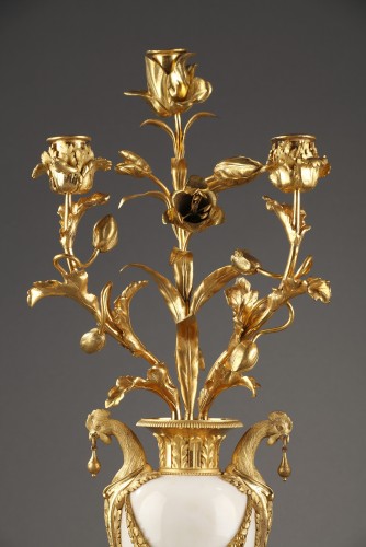 Paire de candélabres en marbre et bronze doré d'époque Louis XVI - Ouaiss Antiquités