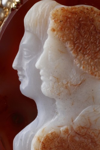 Napoléon III - Camée sur agate, monture or et demi perles
