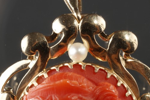 Antiquités - 19th century Gold and Coral Brooch Pendant 