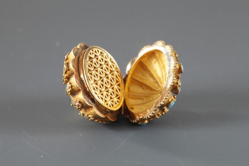Early 19th Century Gold,Turquoise and rubis Vinaigrette - 