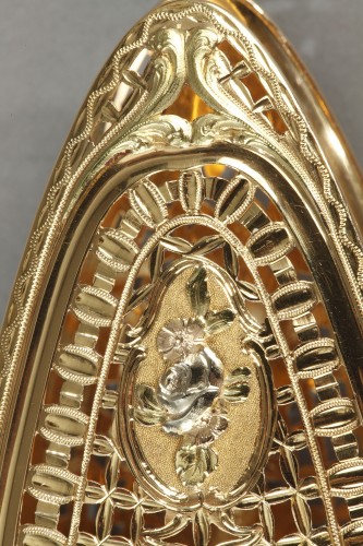 Antiquités - Navette en or, travail d'époque Louis XV