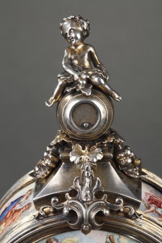 Napoléon III - A 19th century VIENNESE SILVER AND ENAMEL TABLE CLOCK. 