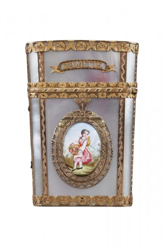 Tablet case in gold with enamel, mother-of-pearl and ivory. 19th Century 