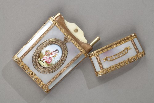  - Tablet case in gold with enamel, mother-of-pearl and ivory. 19th Century 