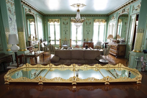 Important surtout en bronze doré en quatre parties Circa 1820 - Argenterie et Arts de la table Style Restauration - Charles X