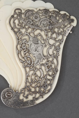 Carnet de bal en argent et ivoire Milieu du XIXe siècle - Louis-Philippe