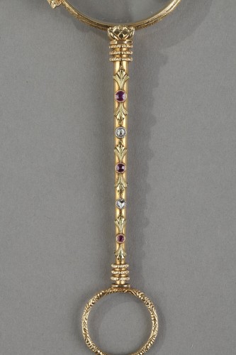 Face à main en or, diamants et rubis XIXe siècle - Bijouterie, Joaillerie Style Napoléon III