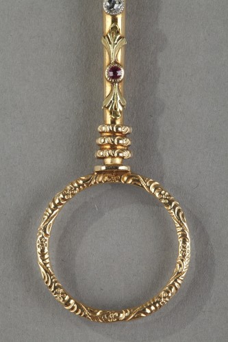 XIXe siècle - Face à main en or, diamants et rubis XIXe siècle