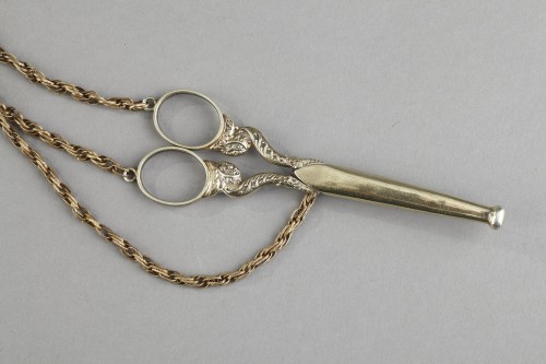 Early 19th century silver gilt chatelaine - 