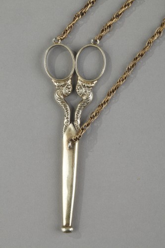 19th century - Early 19th century silver gilt chatelaine
