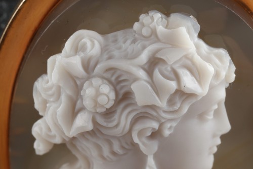 Antiquités - A 19th century cameo brooch