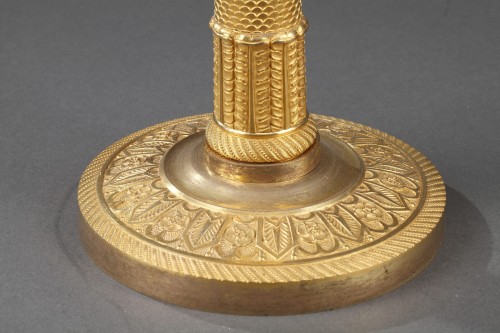 Paire de bougeoirs en bronze doré début du XIXe siècle - Ouaiss Antiquités