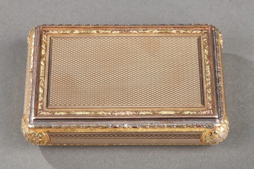 Antiquités - Tabatière en or, Restauration début du XIXe siècle