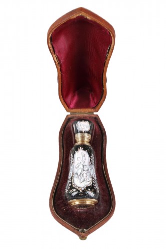 19th century Gold and enamel perfume flask