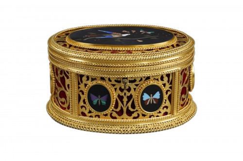 Coffret en pietra dura, bronze doré et velours Tahan XIXe siècle
