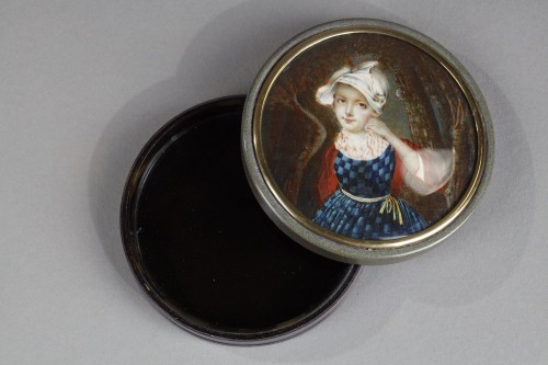 Antiquités - Boite avec miniature sur ivoire, fin du XVIIIe siècle