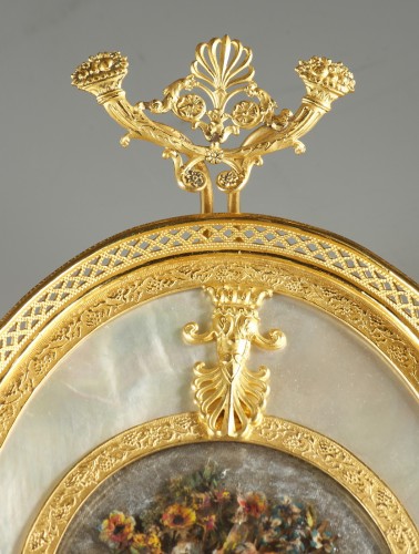 Boîte en nacre et bronze doré d'époque Charles X - Ouaiss Antiquités
