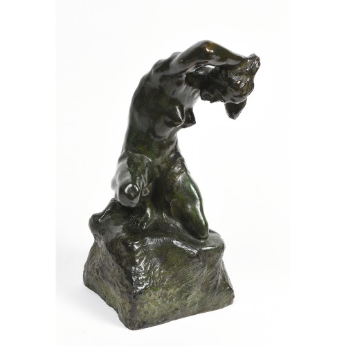 Sculpture Sculpture en Bronze - Alfredo Pina (1883-1966) - Baigneuse s'attachant les cheveux