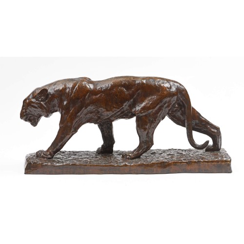 Albert HARGER (1857-1940) - Lionne en marche - Sculpture Style 