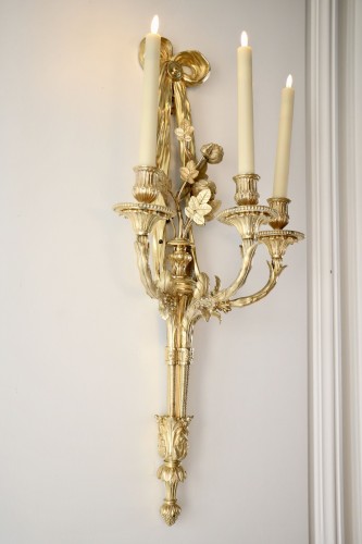 Pair of Louis XVI wall sconces in gilt bronze - Louis XVI