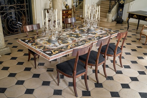 Decorative Objects  - Table in marble inlay