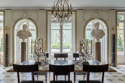 XVIIIe siècle - Table en marqueterie de marbre