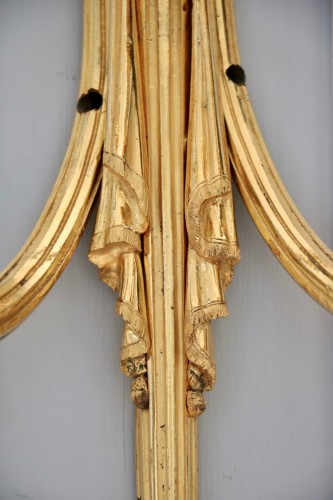 XVIIIe siècle - Suite de quatre appliques en bronze doré