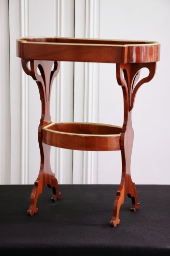 18th century - Louis XVI mahogany Tricoteuse table