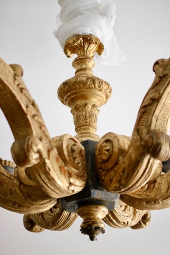 Lustre en bois doré à six bras de lumière - Galerie Pellat de Villedon