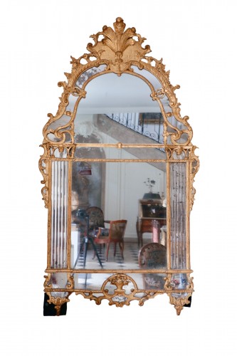 Gilded wood mirror with glazed panels