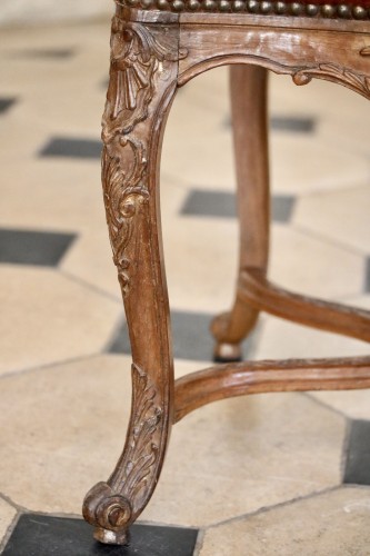 Set of eight natural wood chairs - Seating Style Louis XV