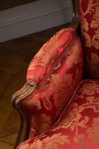 XVIIIe siècle - Paire de bergères à la Reine Louis XV estampillée Jacques Pierre Letellier