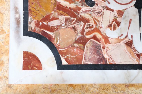 Panneau en marqueterie de marbre, Italie du sud seconde moitié du XVIIe siècle - Galerie Pellat de Villedon