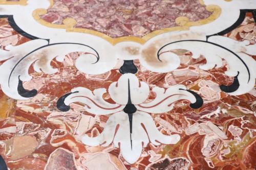 XVIIe siècle - Panneau en marqueterie de marbre, Italie du sud seconde moitié du XVIIe siècle