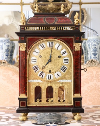 Pendule religieuse Louis XIV - Horlogerie Style Louis XIV