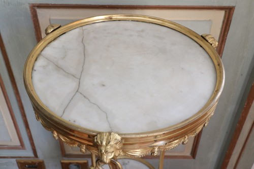 Antiquités - Paire de guéridons tripodes, Louis XVI