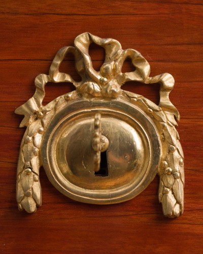 Transition - Paire de commodes d'époque Transition