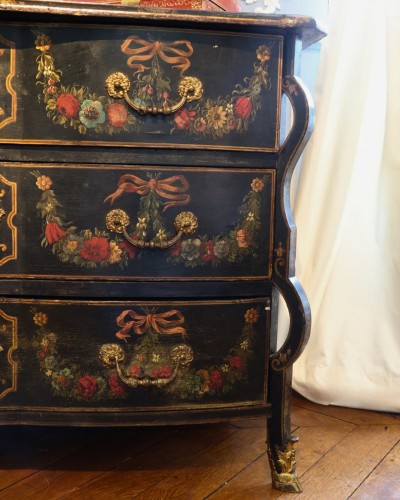 Antiquités - Commode laquée d'époque Louis XIV